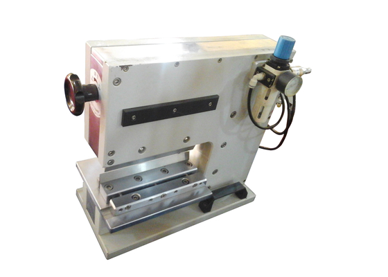 Machine de séparation de PCB d'épaisseur de coupe de précision de 0,6 à 3,5 mm avec mode pneumatique