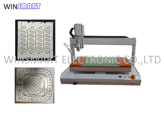 Un bon prix. Machine 100mm/s de routeur de carte PCB d'axe de refroidissement par l'eau mini en ligne