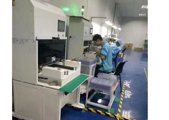 Un bon prix. poinçonneuse pneumatique de machine de poinçon de la carte PCB 20Ton de 460x320mm en ligne