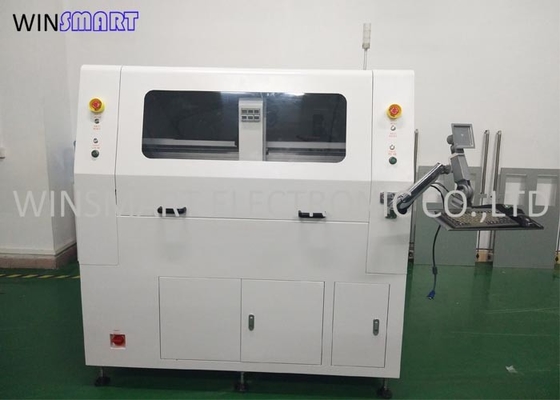 Un bon prix. Machine de routeur de carte PCB de fraise CNC entièrement automatique à double table ESD en ligne
