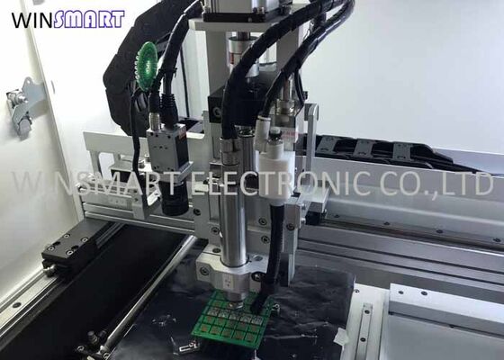 Un bon prix. Machine de routage de dépanelisation de PCB conviviale équipée de PCB industriels et de paramètres réglables online